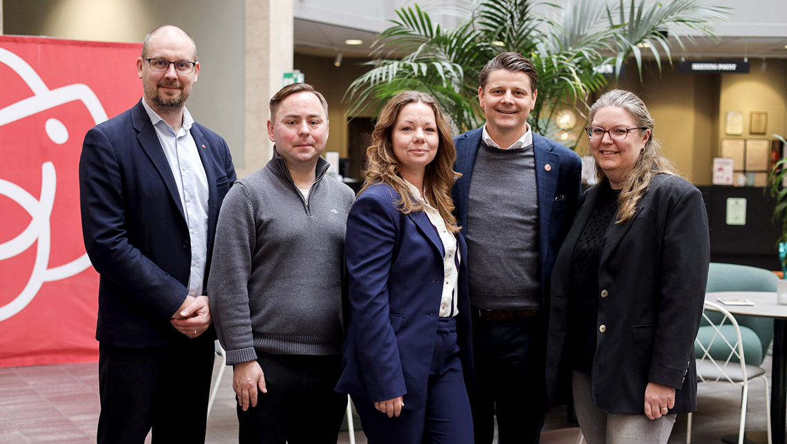 Tre nya på valbar plats på S i Skånes riksdagslistor