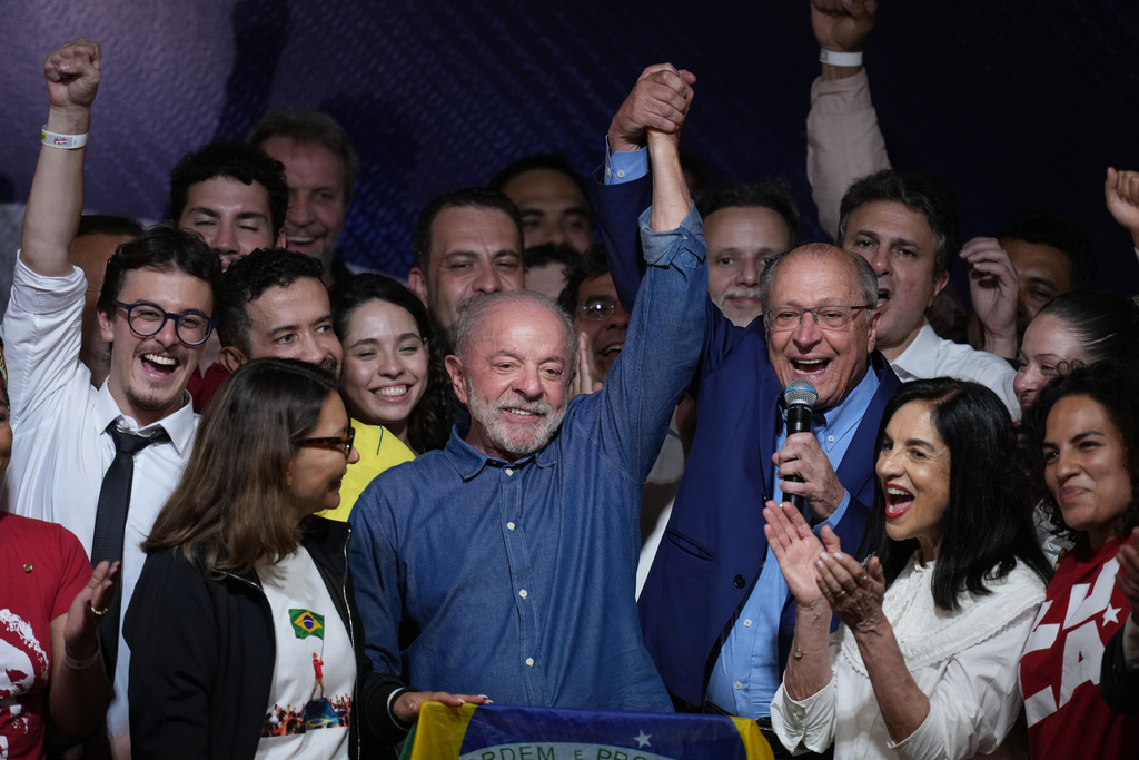 Lula vinner i Brasilien – bakslag för Trump
